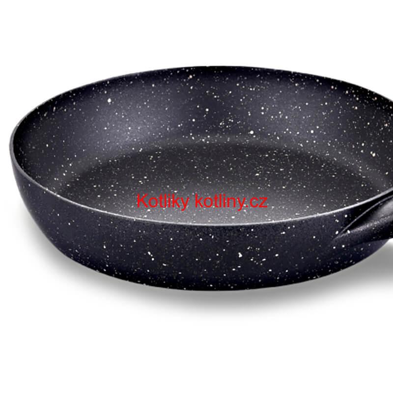 Pánev s rukojetí 26 Classic Plus Volkanit