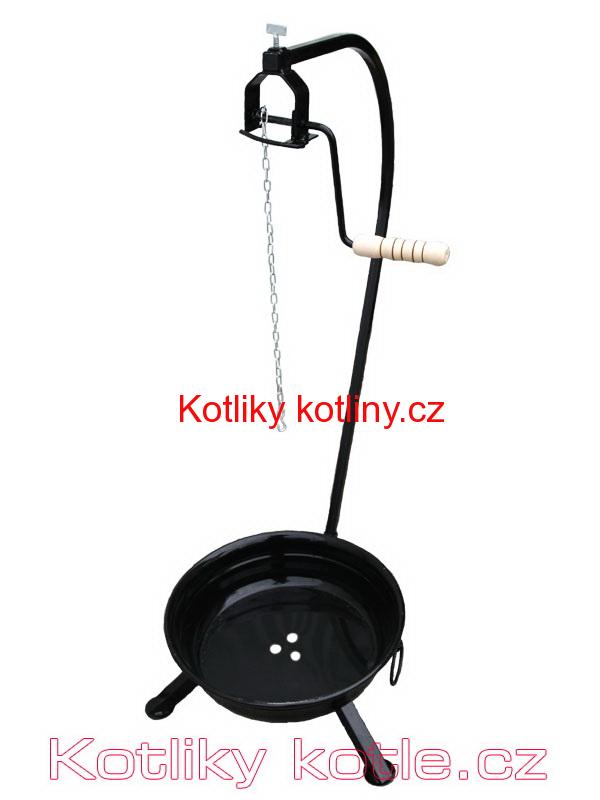 Ohniště se stojanem