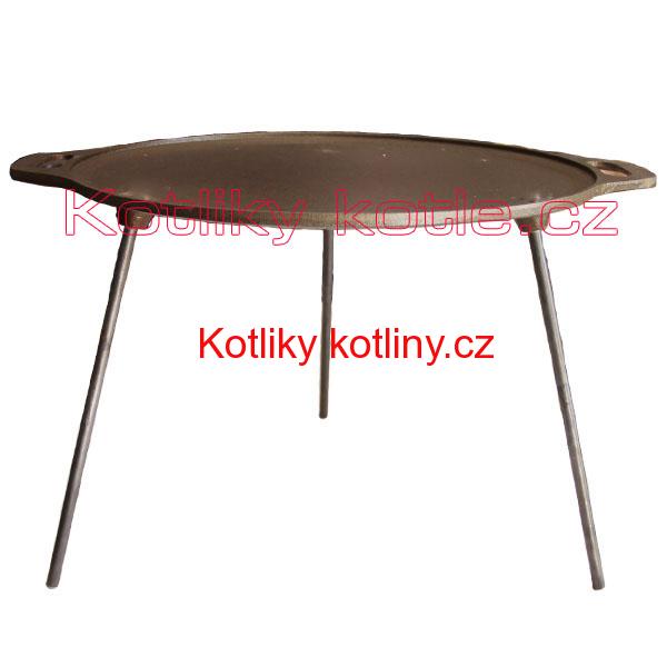 Litinová grilovací pánev s nožičkami