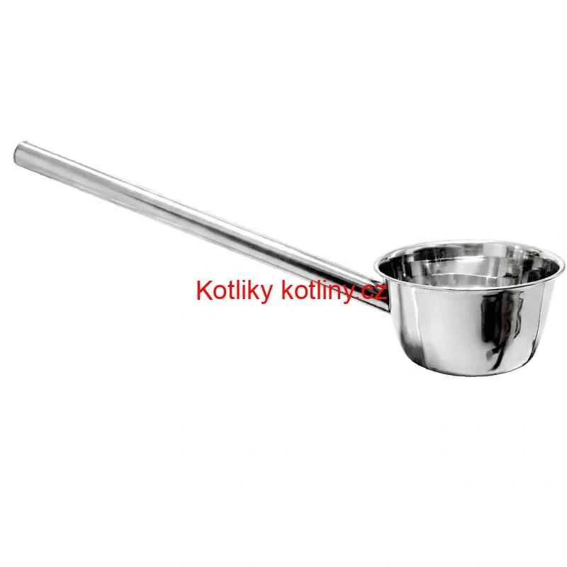 Nerezová naběračka na vodu 12 cm s dlouhou rukojetí – pevná a praktická