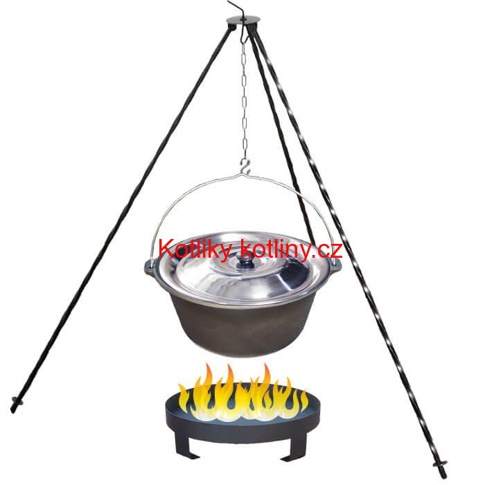 Litinový kotlík 7,2 L + nerezová poklice  + trojnožka 1,2 m + ohniště 36 cm