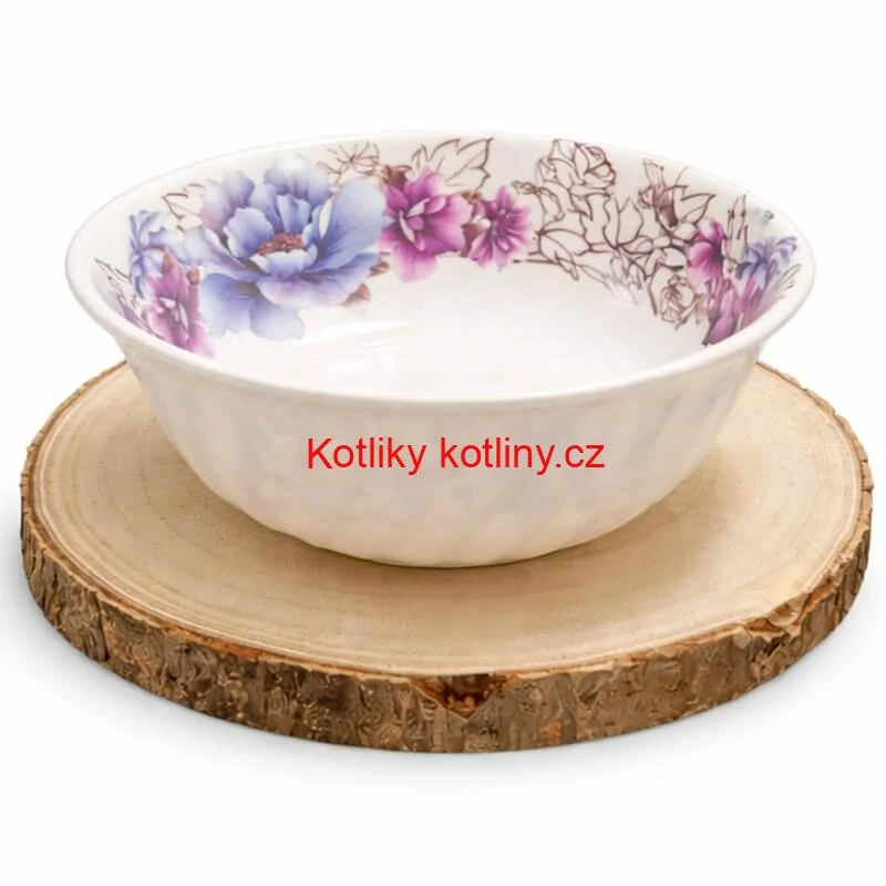 Dřevěný podnos z přírodního plátku dřeva s kůrou Ø 20–24 cm